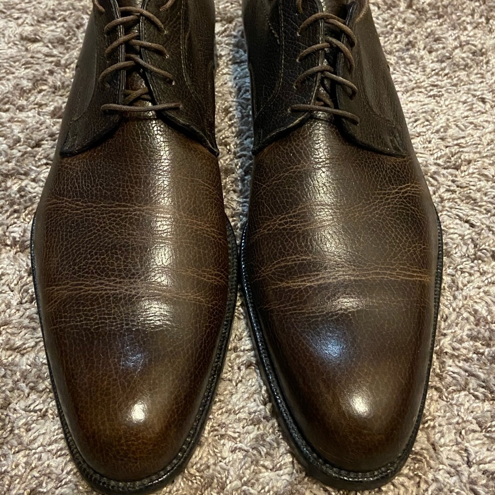 Men’s Ferragamo  Sz: 10